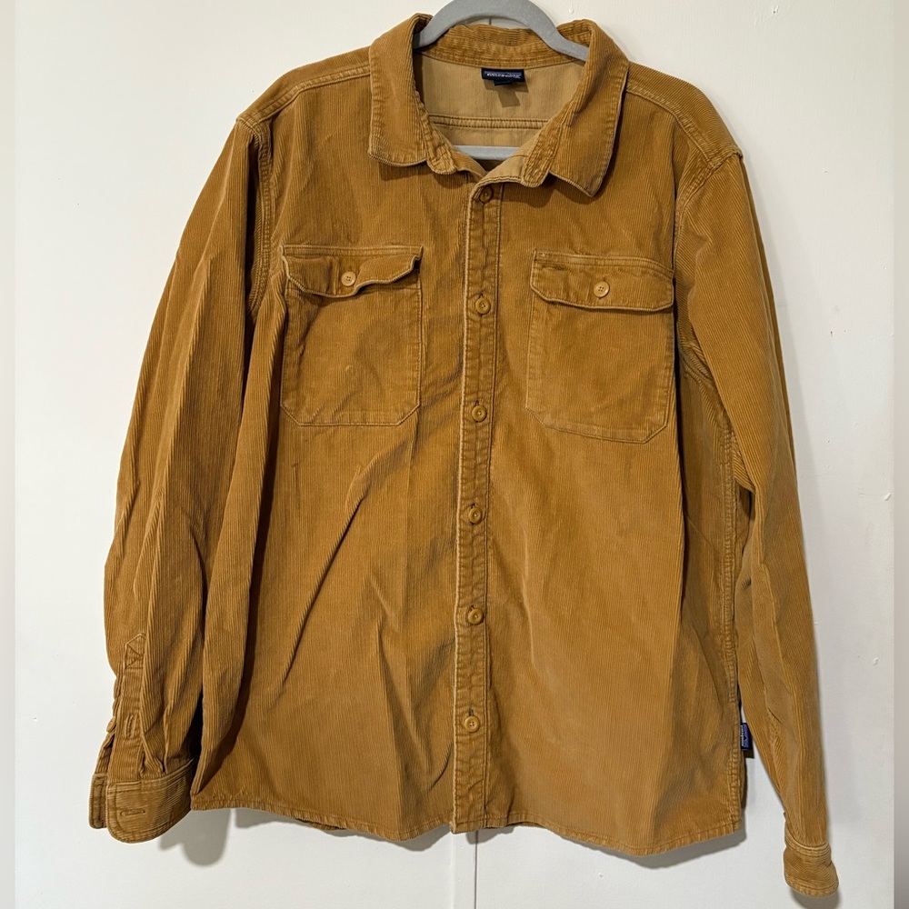 Patagonia Men's Brown Corduroy Shirt Jacket